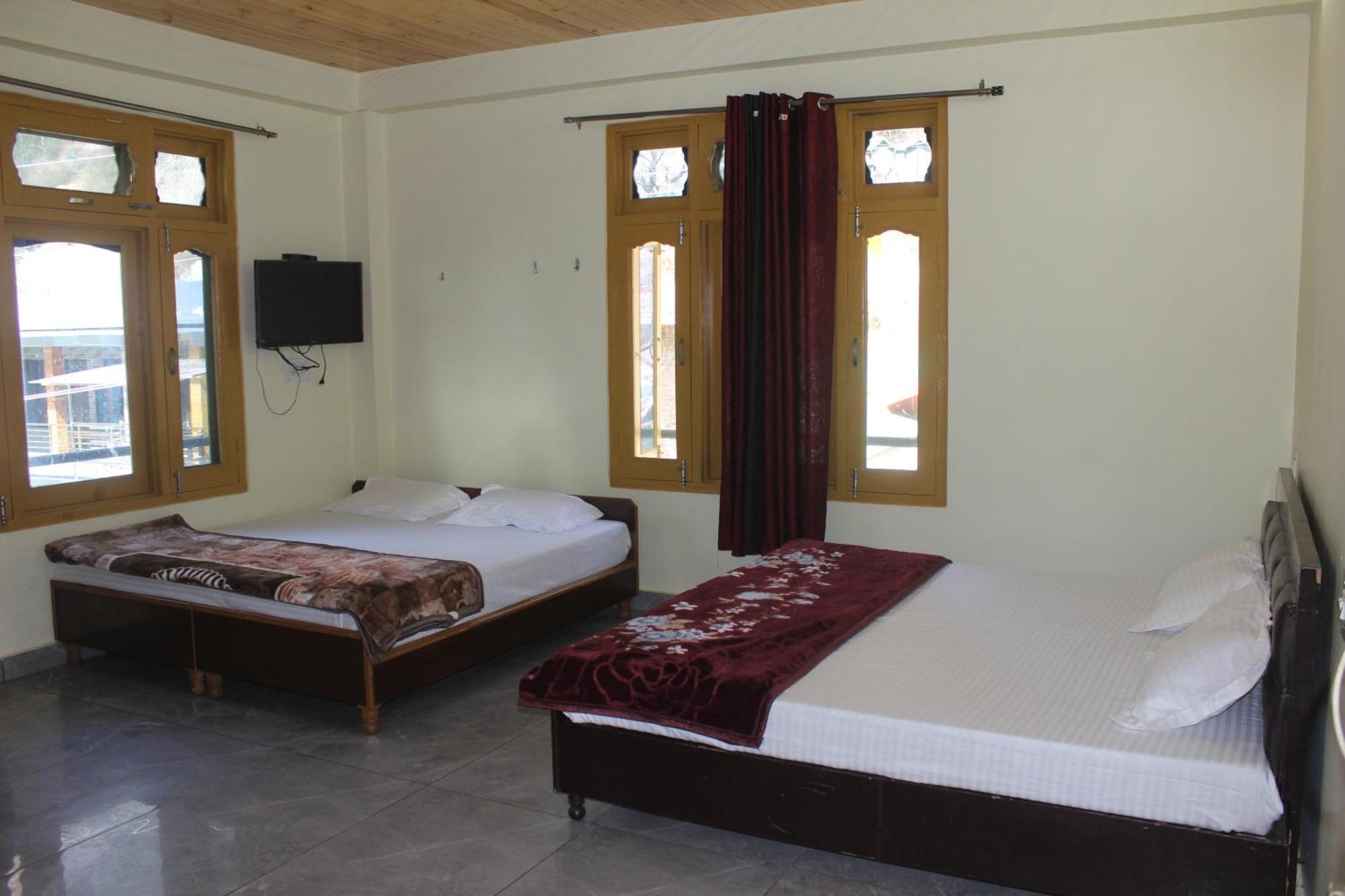 Moonlight Guest House Kasol Esterno foto